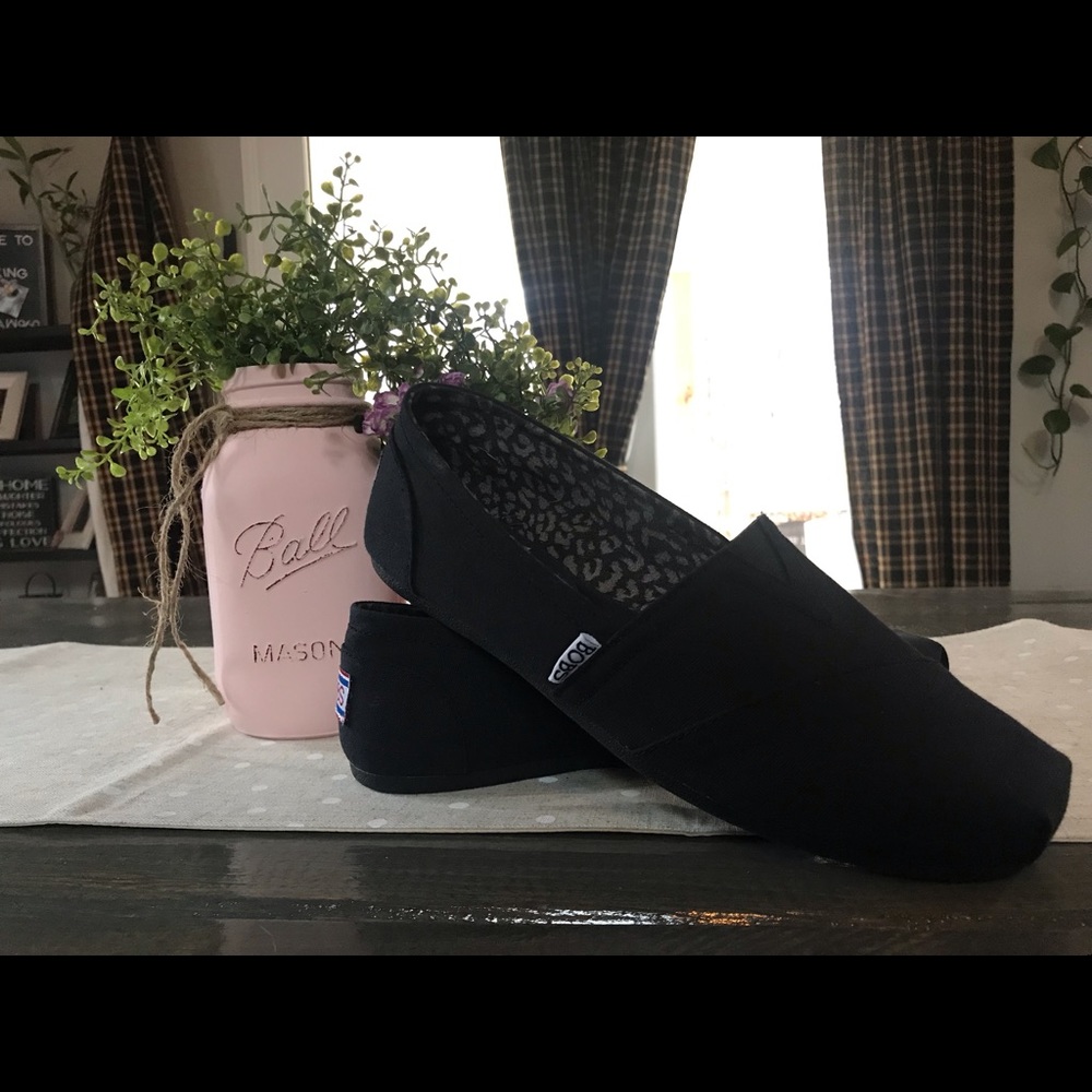 Memory foam work shoes